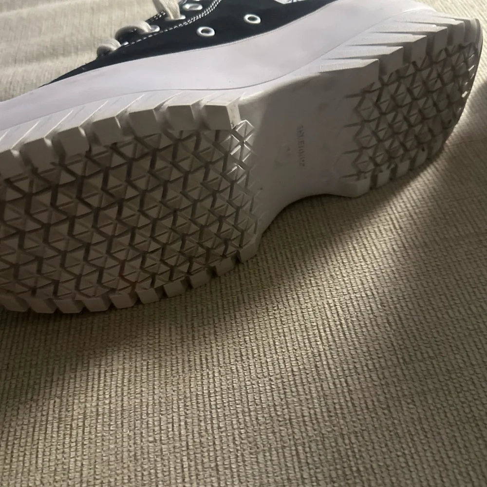 Converse Women's Black and White Platform Sneakers - Picture 5 of 5